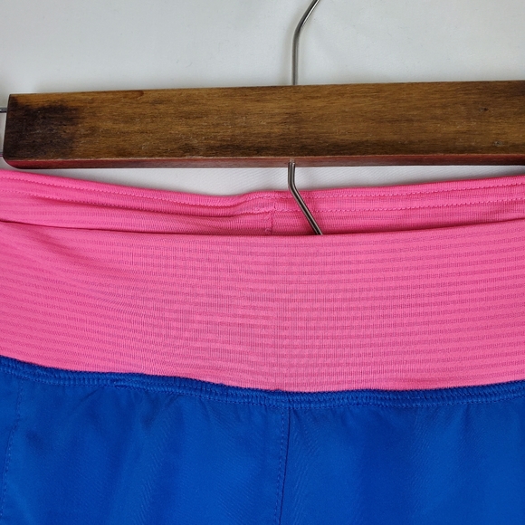 Adidas 💕 Women's Clima Shorts. Size Medium. - Picture 8 of 8